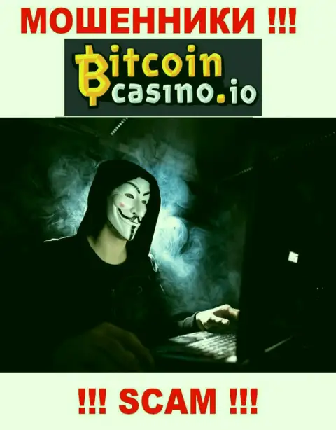 Инфы о лицах, которые руководят BitcoinCasino в интернет сети найти не получилось